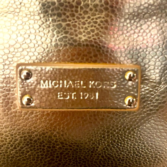 Michael Kors cosmetic bag - Picture 2 of 5